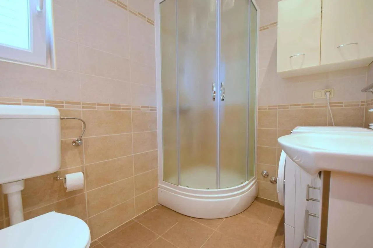Apartment In Njivice/Insel Krk 13262 Croatia
